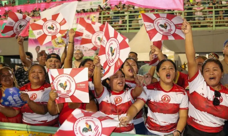 Quarenta anos de um reinado popular: Celebre o Jubileu de Rubi