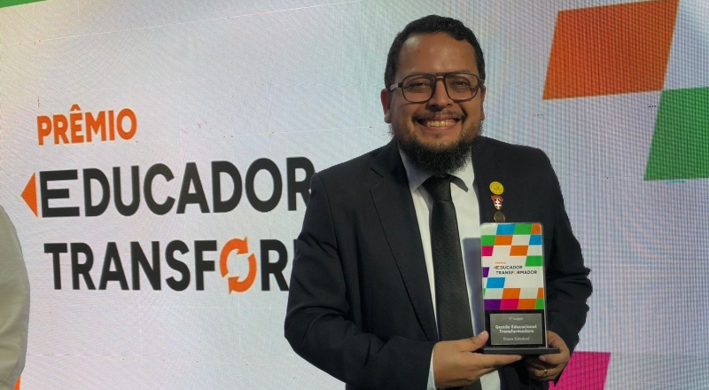 Diretor de escola da Prefeitura de Manaus vence prêmio de inclusão na EJA