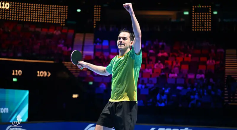 Hugo Calderano derrota francês e avança na Copa do Mundo