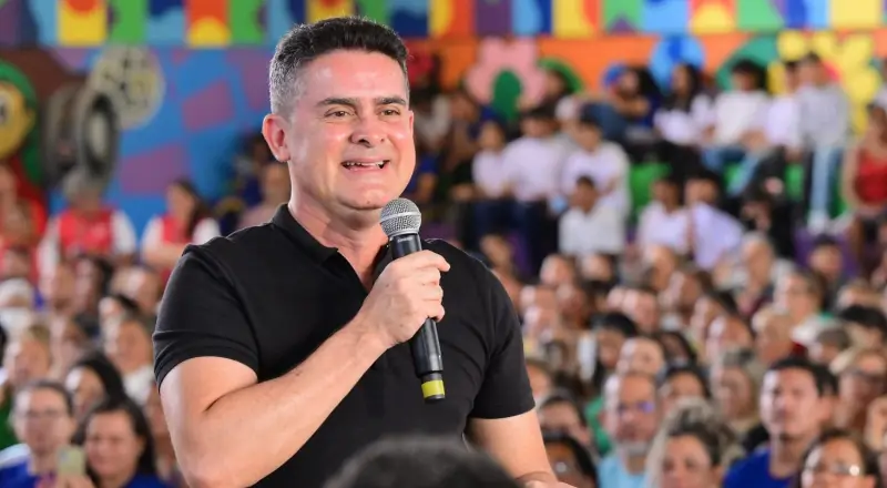 Com força na capital e avanço no interior, David Almeida se destaca