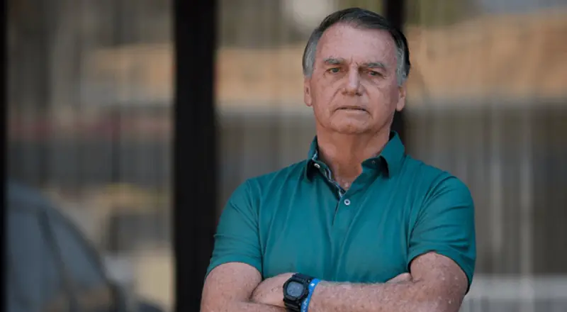 Moraes autoriza cirurgia de Bolsonaro e garante tratamento adequado