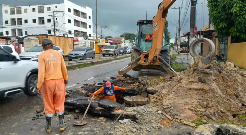 Prefeitura de Manaus atua em pronta resposta e recupera drenagem no Planalto
