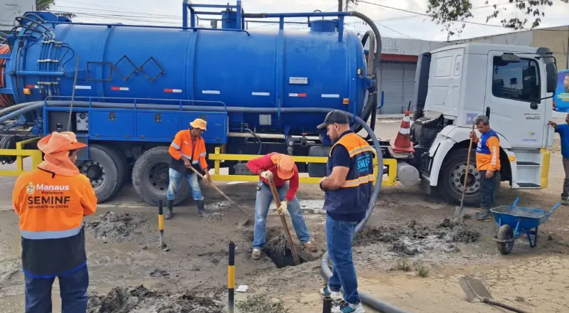 Prefeitura intensifica limpeza de drenagem no bairro Tarumã para melhorar infraestrutura