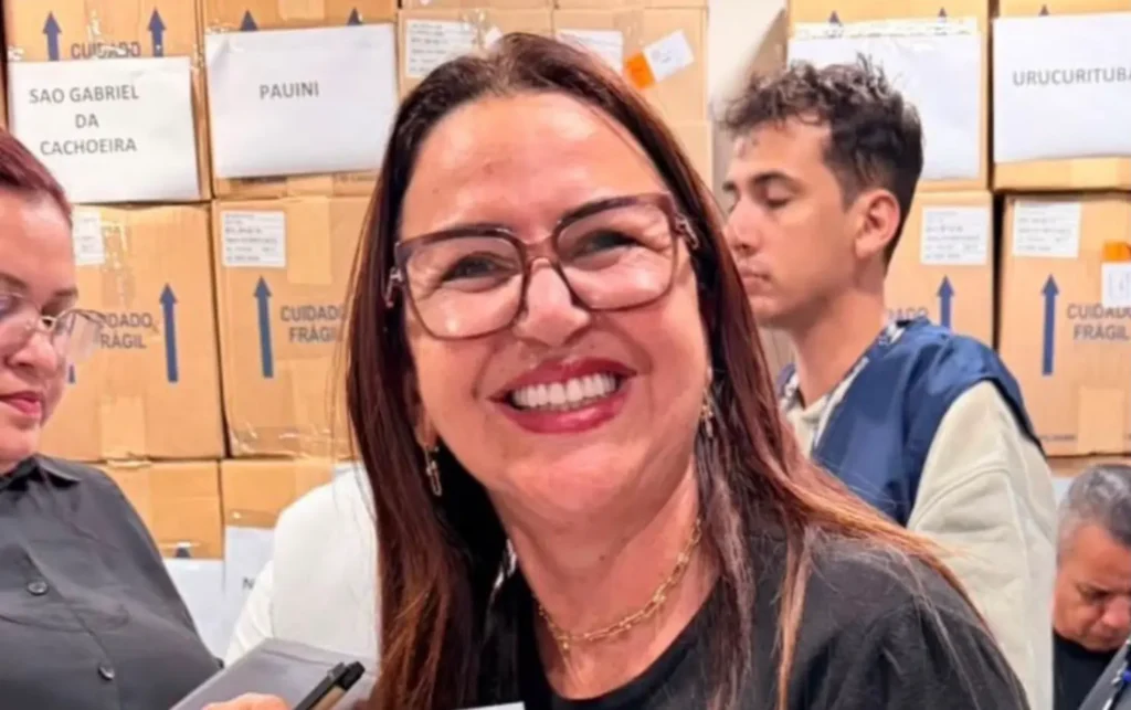 Gestão Valciléia Maciel garante pagamento pontual em Manacapuru