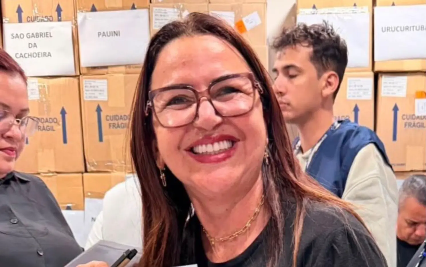 Gestão Valciléia Maciel garante pagamento pontual em Manacapuru
