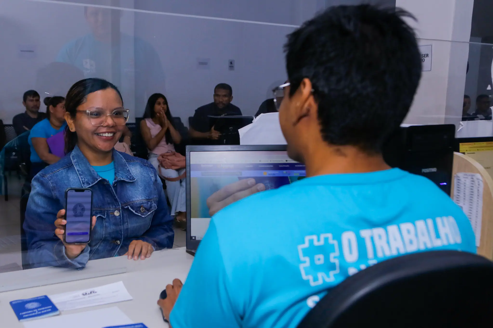 Sine Manaus oferta 615 vagas de emprego para novas oportunidades