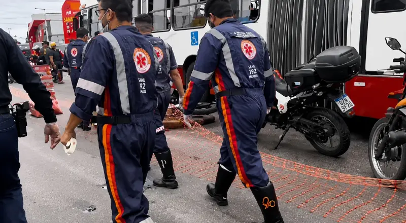 Mulher morre em grave acidente na avenida Cosme Ferreira; veja detalhes