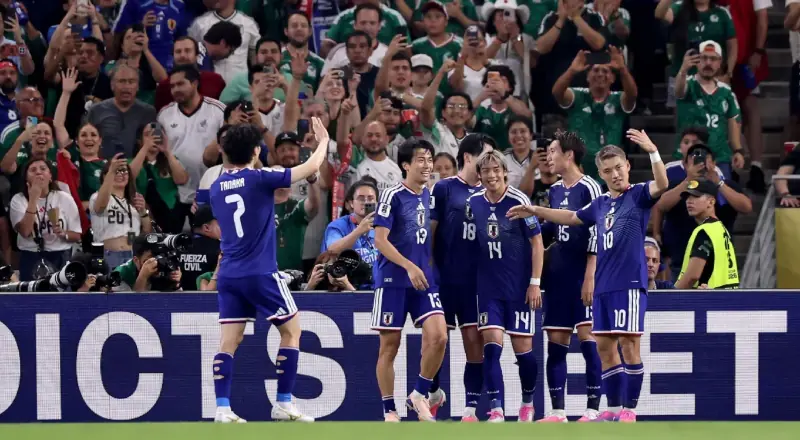 Vitória dos Samurais Azuis: Japão avança após goleada histórica