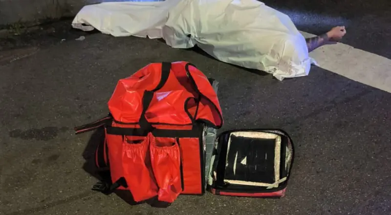 Morreu enquanto trabalhava: acidente de motociclista no Alvorada