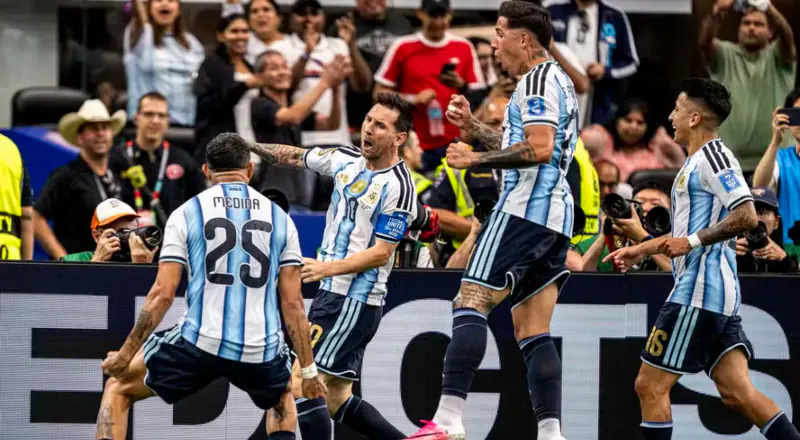Drama ao alívio hermano: Messi brilha e classifica Argentina