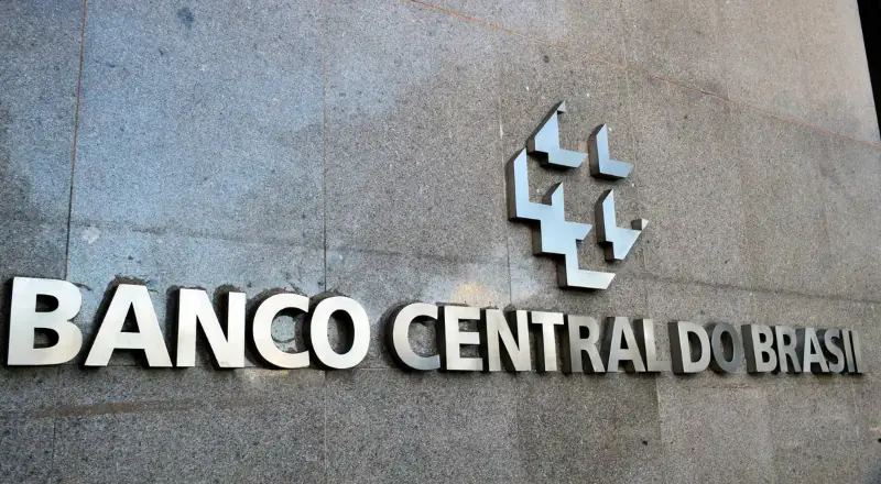 Governo autoriza concursos da Receita Federal e Banco Central