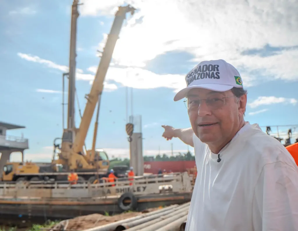 Eduardo Braga comemora decisão do STJ sobre Ponte do Abial em Tefé