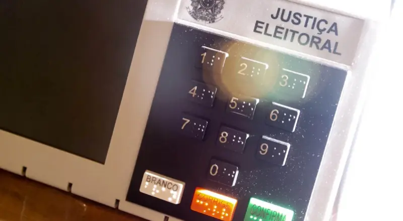 Solicitar o voto em trânsito e votar fora da sua cidade