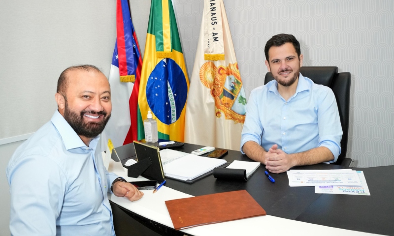 Prefeito Renato Junior celebra: Manaus lidera em educação municipal