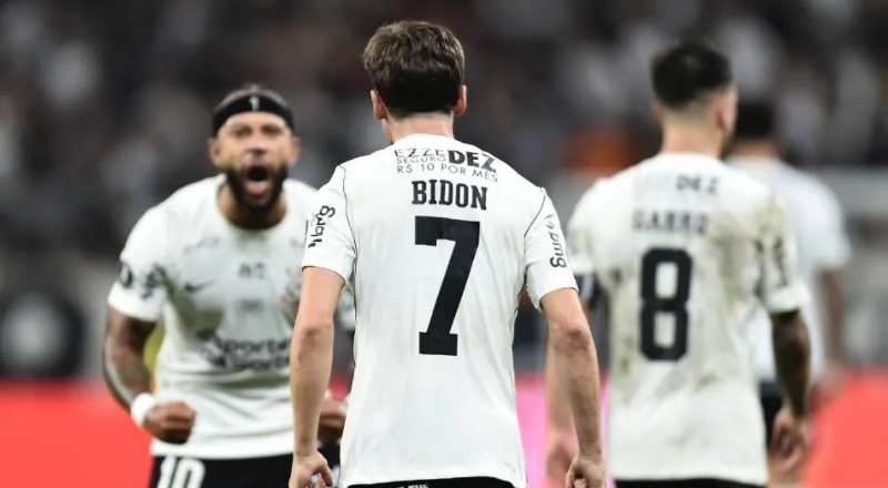 Libertadores: Corinthians avança com gol no fim contra Rosário