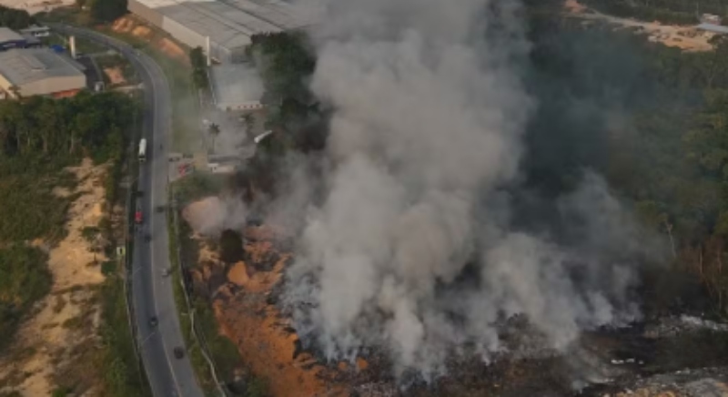 Fumaça toma Manaus e causa impactos no Distrito Industrial