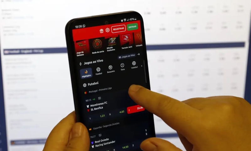 Bancos começam a devolver R$ 1,3 bilhão a apostadores de bets de forma segura